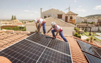 Les panneaux photovoltaïques sont-ils soumis à des restrictions de taille à Annemasse ?